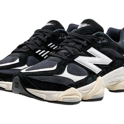 New Balance 9060 White/Black